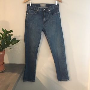 Everlane 26R the perfect Mom jeans:)